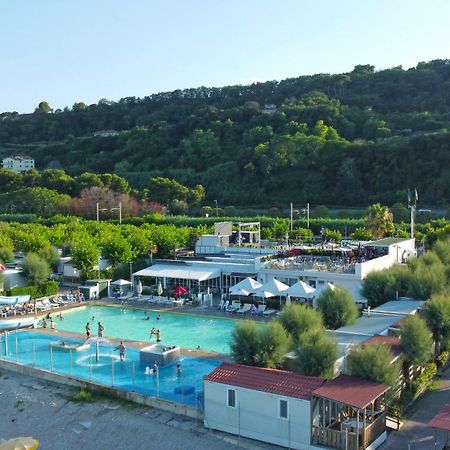 Girasole Eco Family Village Marina Palmense Exterior foto
