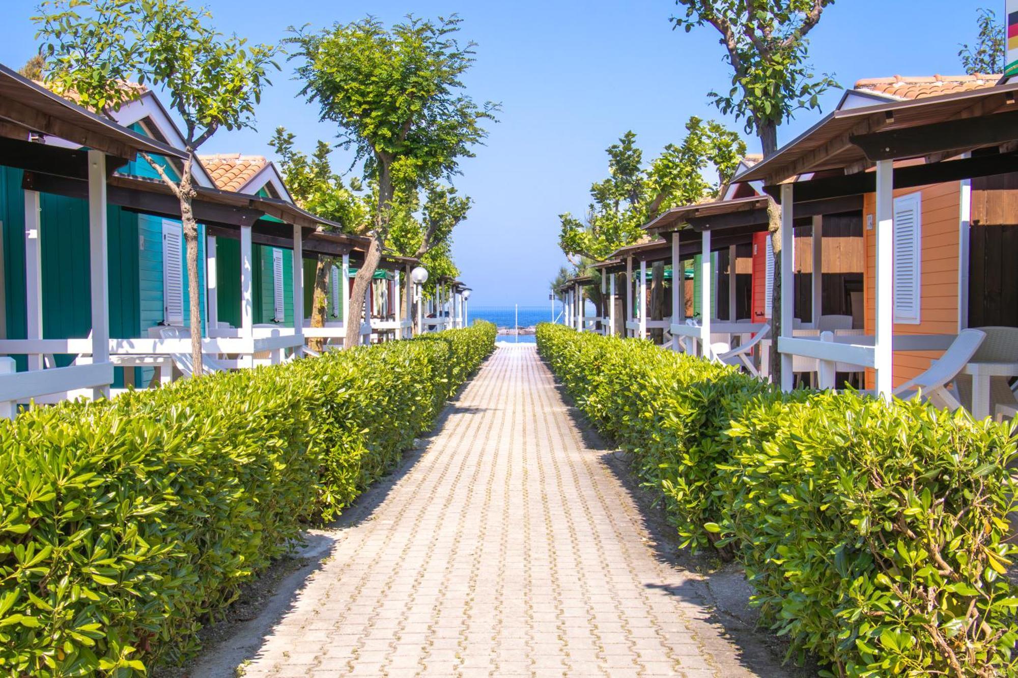Girasole Eco Family Village Marina Palmense Exterior foto